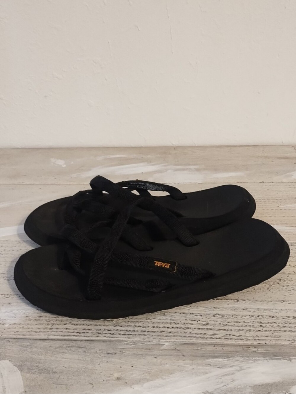 Teva Women Olowahu Comfort Thong Sandals Flats shoes sz 8 Black